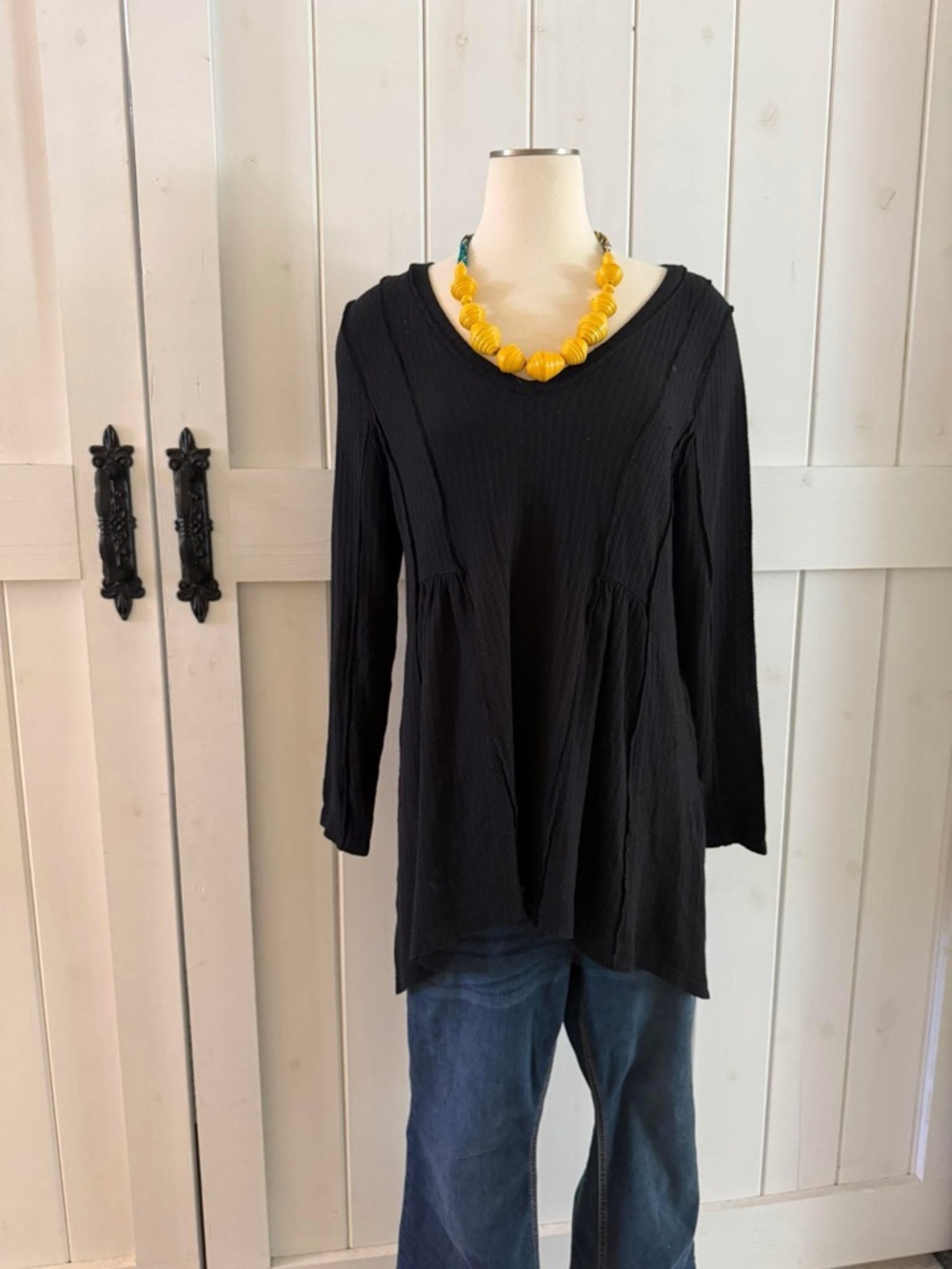 torrid Black Long-Sleeve V-Neck Tunic Top